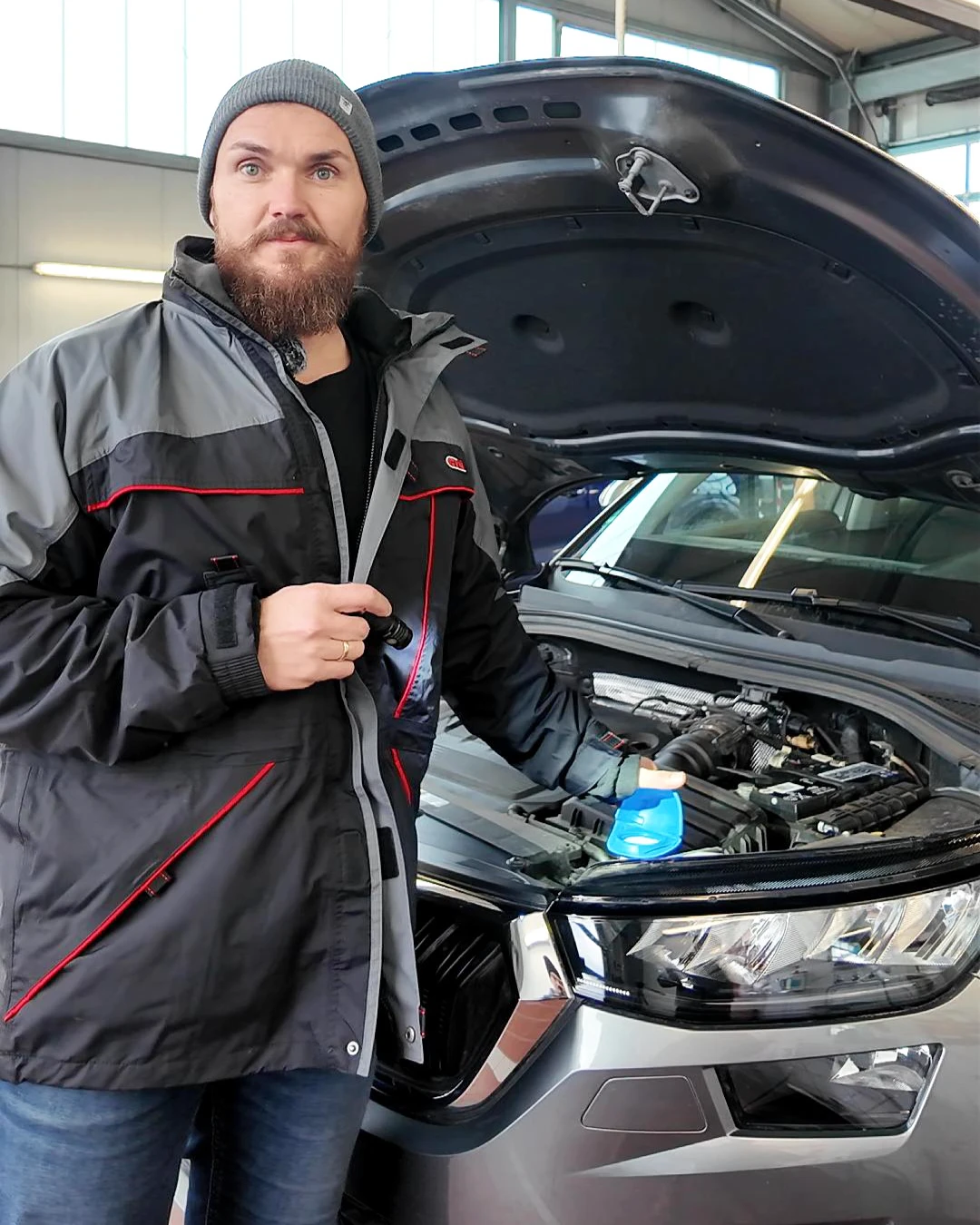 Prüfung der Flüssigkeiten vor der Hauptuntersuchung beim Sachverständigenbüro Schwaben in Bobingen